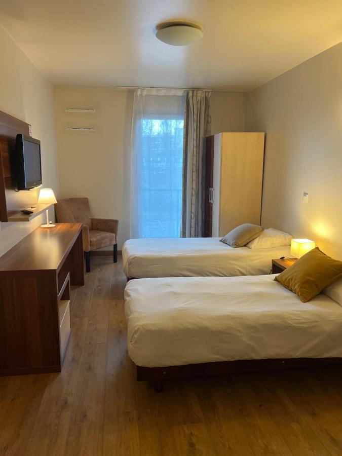 Villa Val Senart 1Ere Avenue Quincy-sous-Sénart Eksteriør bilde
