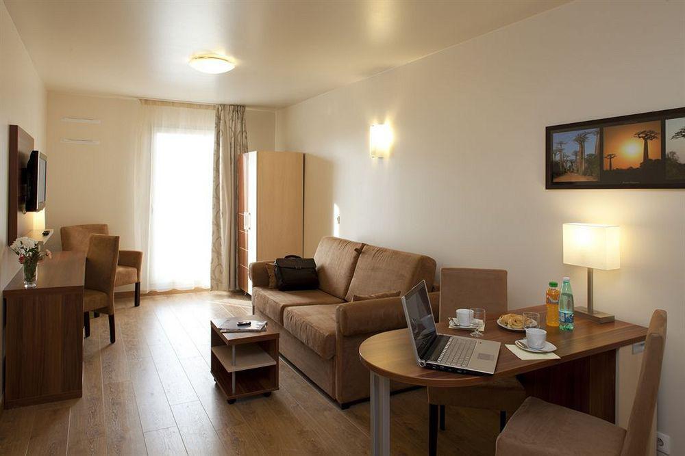 Villa Val Senart 1Ere Avenue Quincy-sous-Sénart Eksteriør bilde